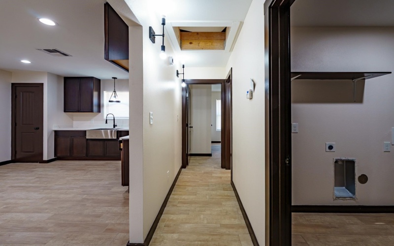 1246 Leonel Martinez, Del Rio, TX 78840, 3 Habitaciones Habitaciones , ,2 BañosBaños,Residential,En Venta,1246 Leonel Martinez,0,208118