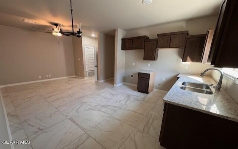 509 Spanish Oak Drive, Canutillo, TX 79835, 4 Habitaciones Habitaciones , ,1 BañoBaños,Residential,En Venta,509 Spanish Oak Drive,0,937509