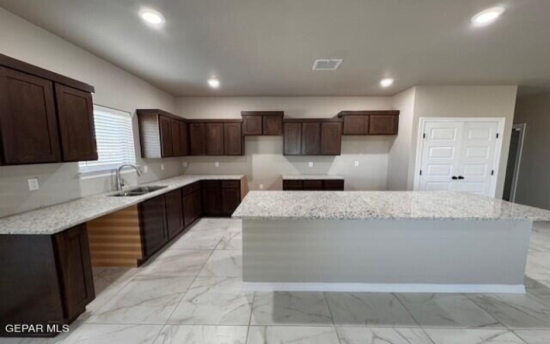 509 Spanish Oak Drive, Canutillo, TX 79835, 4 Habitaciones Habitaciones , ,1 BañoBaños,Residential,En Venta,509 Spanish Oak Drive,0,937509