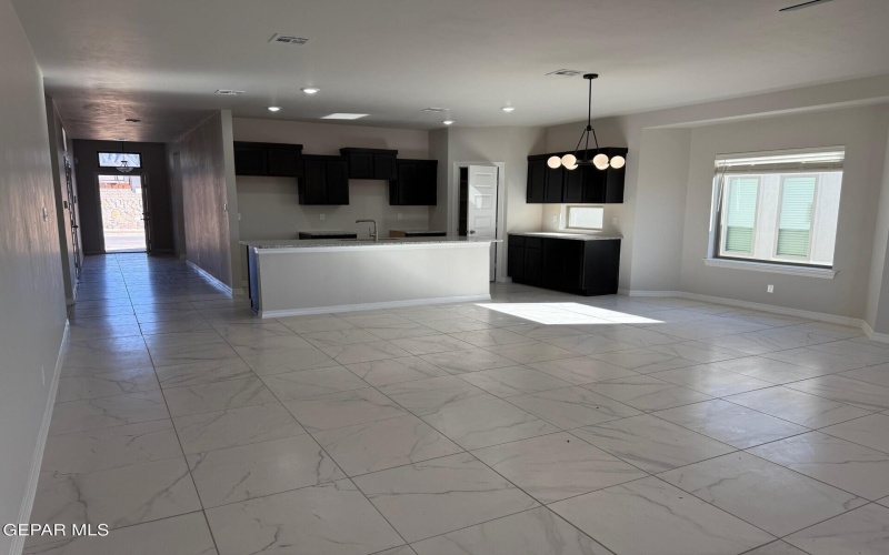 7703 CALIFORNIA STAGE Street, Vinton, TX 79821, 4 Bedrooms Bedrooms, ,2 BathroomsBathrooms,Residential,For Sale,7703 CALIFORNIA STAGE Street,0,937511