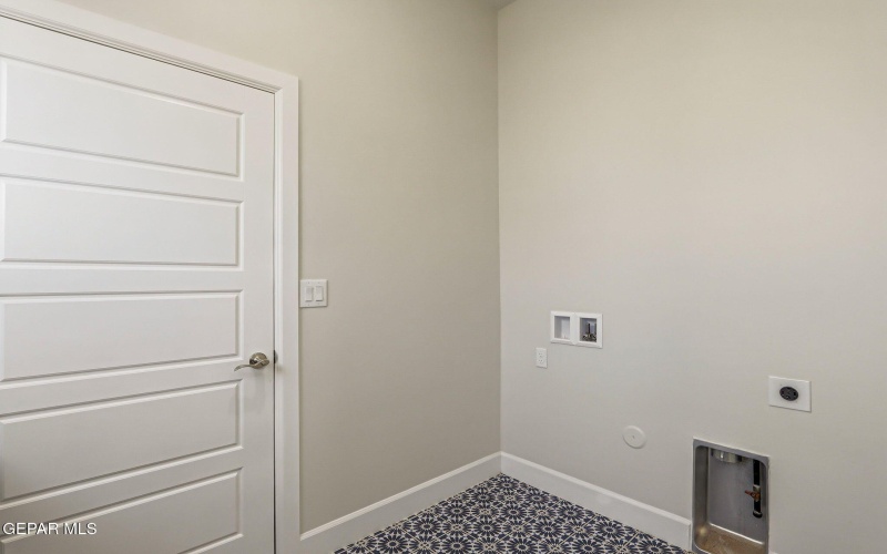 972 PELLEGRINO Avenue, El Paso, TX 79932, 5 Habitaciones Habitaciones , ,3 BañosBaños,Residential,En Venta,972 PELLEGRINO Avenue,0,937520