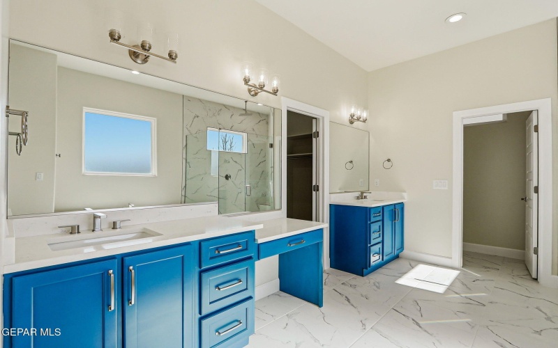 972 PELLEGRINO Avenue, El Paso, TX 79932, 5 Habitaciones Habitaciones , ,3 BañosBaños,Residential,En Venta,972 PELLEGRINO Avenue,0,937520