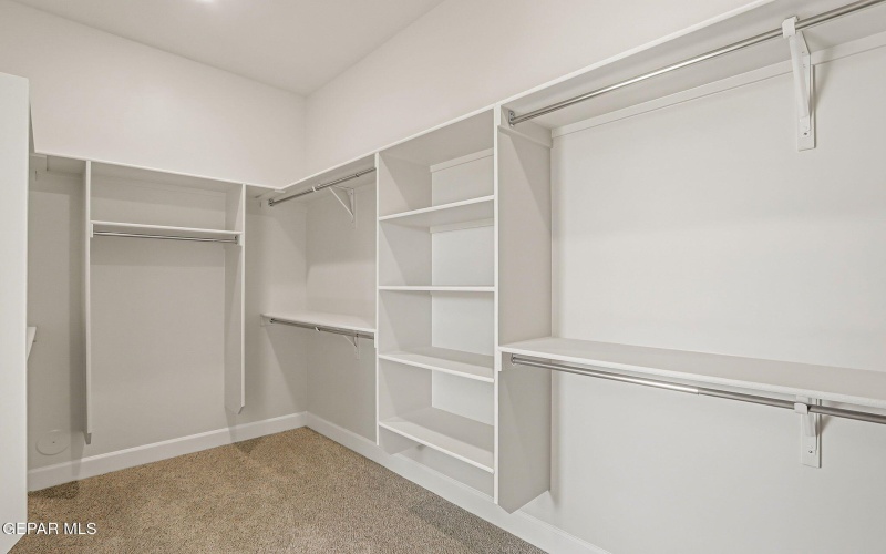 972 PELLEGRINO Avenue, El Paso, TX 79932, 5 Habitaciones Habitaciones , ,3 BañosBaños,Residential,En Venta,972 PELLEGRINO Avenue,0,937520