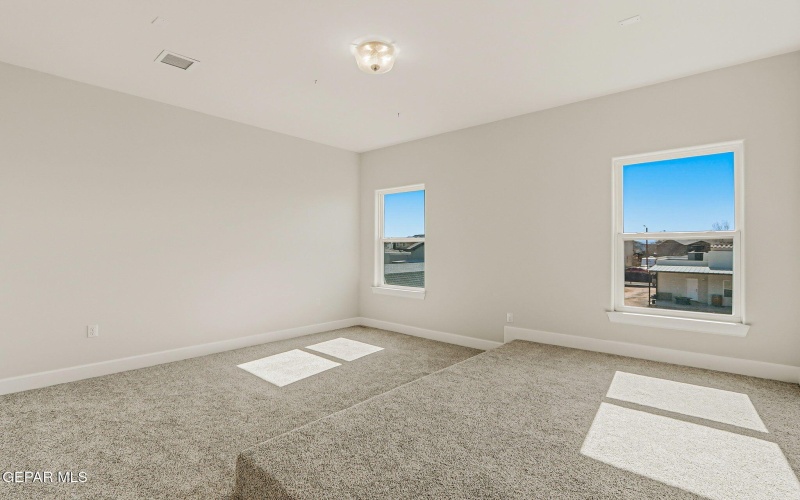 972 PELLEGRINO Avenue, El Paso, TX 79932, 5 Habitaciones Habitaciones , ,3 BañosBaños,Residential,En Venta,972 PELLEGRINO Avenue,0,937520