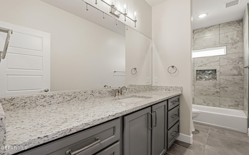 972 PELLEGRINO Avenue, El Paso, TX 79932, 5 Habitaciones Habitaciones , ,3 BañosBaños,Residential,En Venta,972 PELLEGRINO Avenue,0,937520