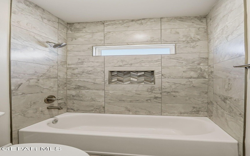 972 PELLEGRINO Avenue, El Paso, TX 79932, 5 Habitaciones Habitaciones , ,3 BañosBaños,Residential,En Venta,972 PELLEGRINO Avenue,0,937520