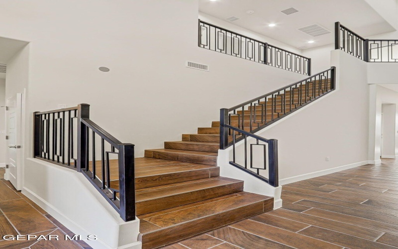 972 PELLEGRINO Avenue, El Paso, TX 79932, 5 Habitaciones Habitaciones , ,3 BañosBaños,Residential,En Venta,972 PELLEGRINO Avenue,0,937520