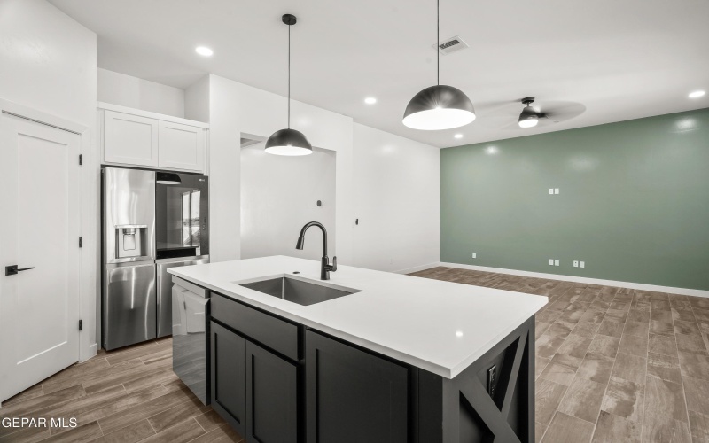 608 Paseo Campanero Street, Horizon City, TX 79928, 3 Habitaciones Habitaciones , ,2 BañosBaños,Residential,En Venta,608 Paseo Campanero Street,0,937541