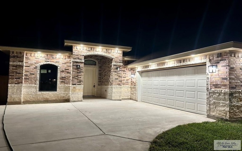 1521 STIRRUP CIR, SAN BENITO, TX 78586, 4 Bedrooms Bedrooms, ,3 BathroomsBathrooms,Residential,For Sale,1521 STIRRUP CIR,0,29762507