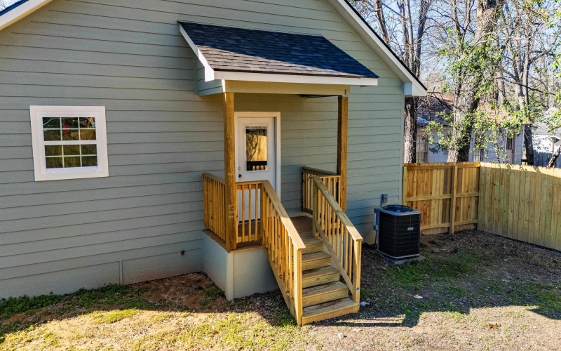 106 N Paul St., Gladewater, TX 75647, 3 Habitaciones Habitaciones , ,2 BañosBaños,Residential,En Venta,106 N Paul St.,0,20260706