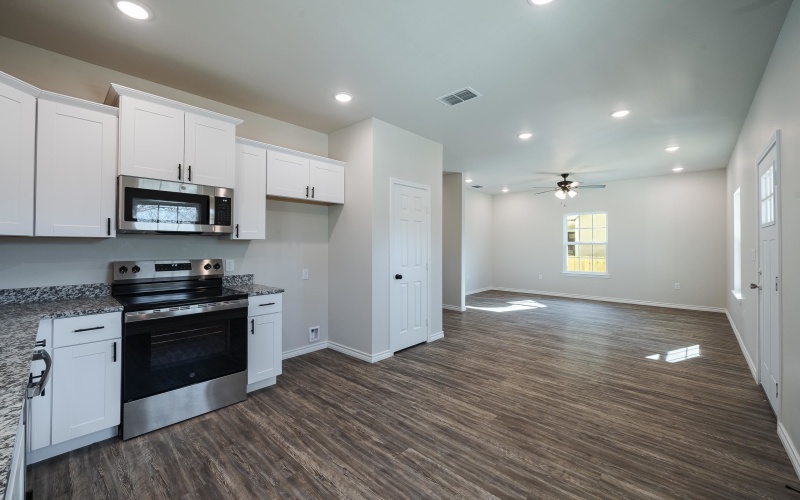 106 N Paul St., Gladewater, TX 75647, 3 Habitaciones Habitaciones , ,2 BañosBaños,Residential,En Venta,106 N Paul St.,0,20260706