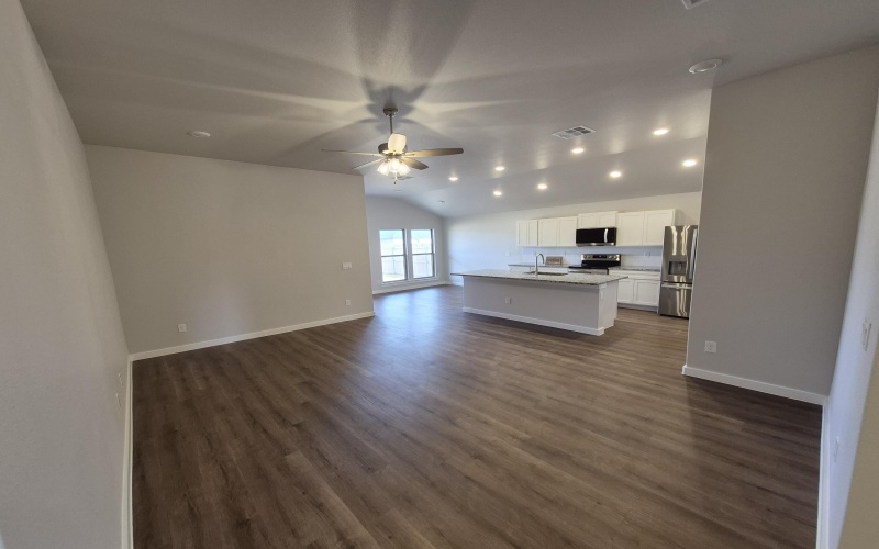 7008 14th Street, Lubbock, TX 79416, 3 Habitaciones Habitaciones , ,2 BañosBaños,Residential,En Venta,7008 14th Street,0,202600191