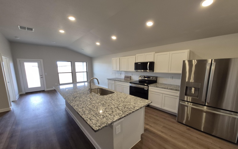 7008 14th Street, Lubbock, TX 79416, 3 Habitaciones Habitaciones , ,2 BañosBaños,Residential,En Venta,7008 14th Street,0,202600191