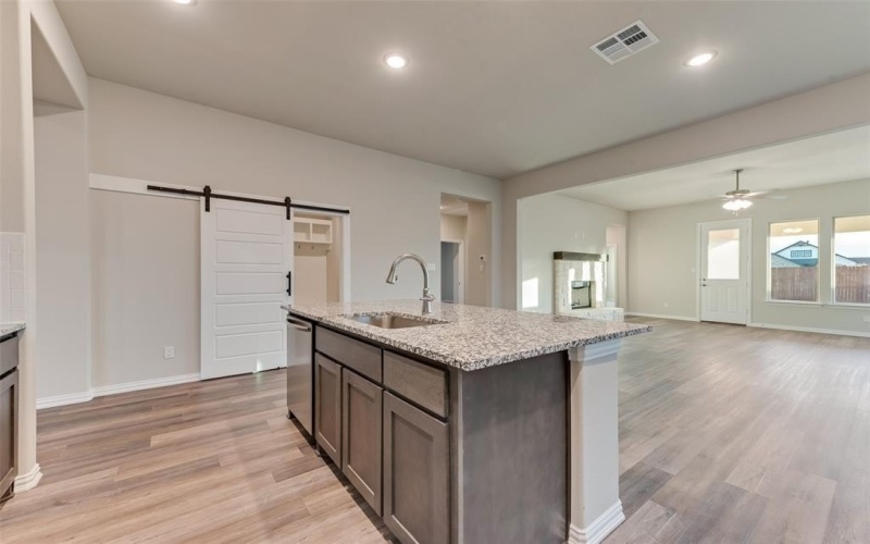 1244 Comal Lane, Springtown, TX 76082, 3 Bedrooms Bedrooms, ,2 BathroomsBathrooms,Residential,For Sale,1244 Comal Lane,20614338