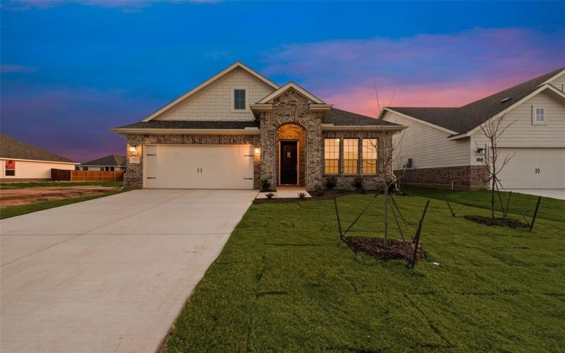 1244 Comal Lane, Springtown, TX 76082, 3 Bedrooms Bedrooms, ,2 BathroomsBathrooms,Residential,For Sale,1244 Comal Lane,20614338