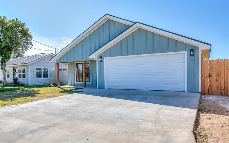 2809 Bowie St, San Angelo, TX 76901, 3 Habitaciones Habitaciones , ,2 BañosBaños,Residential,En Venta,2809 Bowie St,0,130505