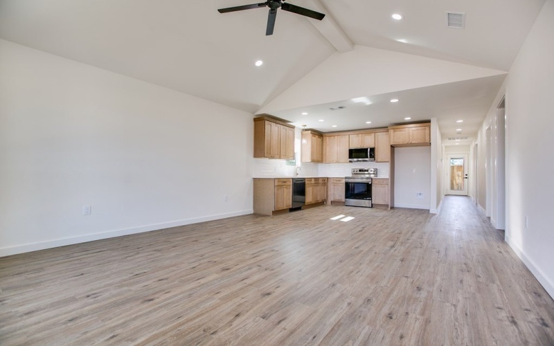 2809 Bowie St, San Angelo, TX 76901, 3 Habitaciones Habitaciones , ,2 BañosBaños,Residential,En Venta,2809 Bowie St,0,130505