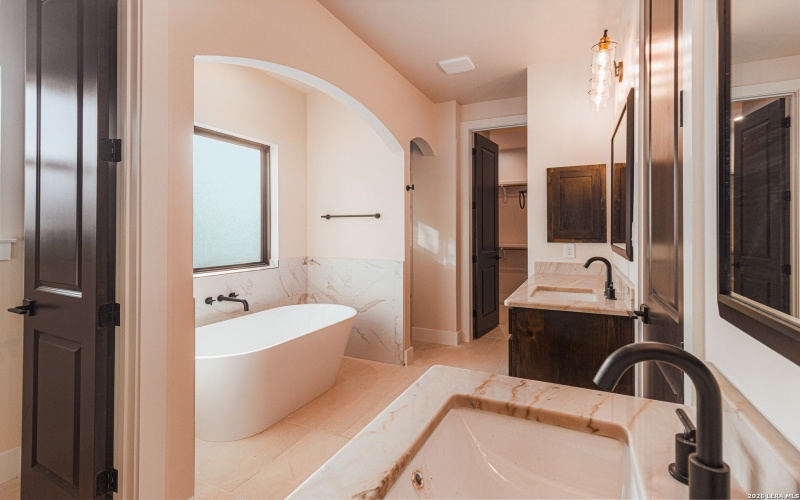 192 Bobby Lynn, Adkins, TX 78101, 4 Habitaciones Habitaciones , ,3 BañosBaños,Residential,En Venta,192 Bobby Lynn,0,1938195