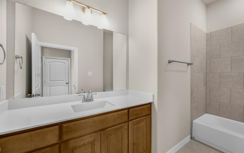 20 Zion Way, Valley View, TX 76272, 4 Bedrooms Bedrooms, ,3 BathroomsBathrooms,Residential,For Sale,20 Zion Way,20614355