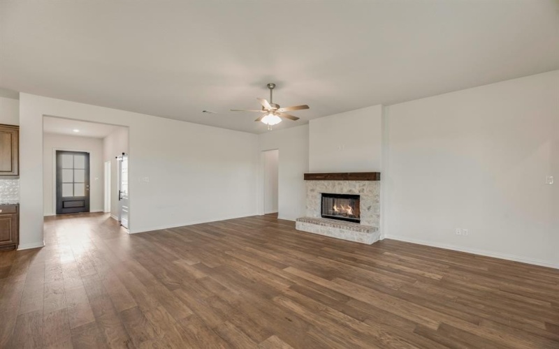 20 Zion Way, Valley View, TX 76272, 4 Bedrooms Bedrooms, ,3 BathroomsBathrooms,Residential,For Sale,20 Zion Way,20614355