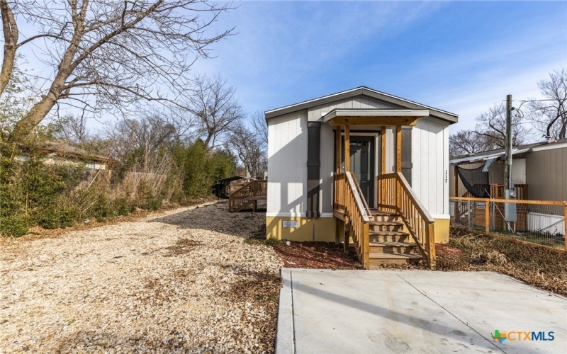 117 Royal, Taylor, TX 76574, 3 Bedrooms Bedrooms, ,2 BathroomsBathrooms,Residential,For Sale,117 Royal,0,603405