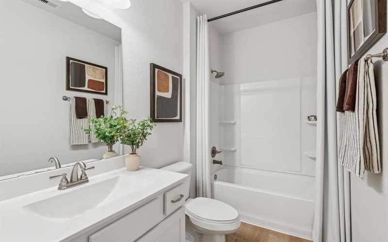 9713 McClane Farm Drive, Fort Worth, TX 76036, 3 Habitaciones Habitaciones , ,2 BañosBaños,Residential,En Venta,9713 McClane Farm Drive,0,21168475