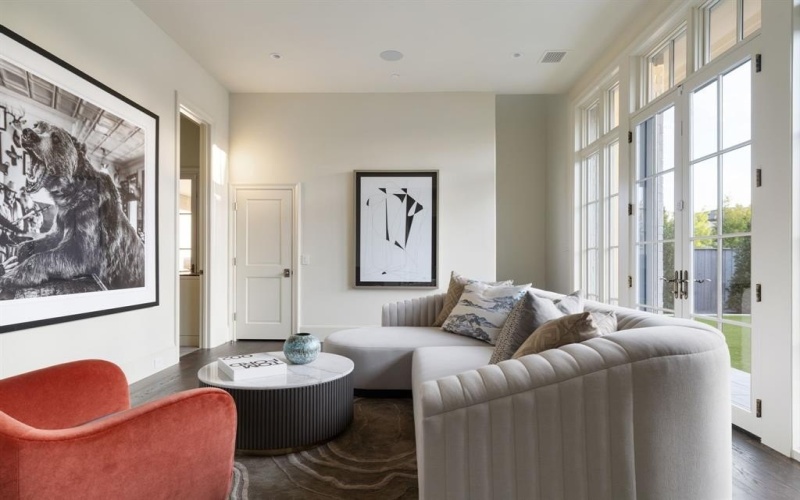 5610 Lobello, Dallas, TX 75229, 5 Habitaciones Habitaciones , ,7 BañosBaños,Residential,En Venta,5610 Lobello,0,21153748