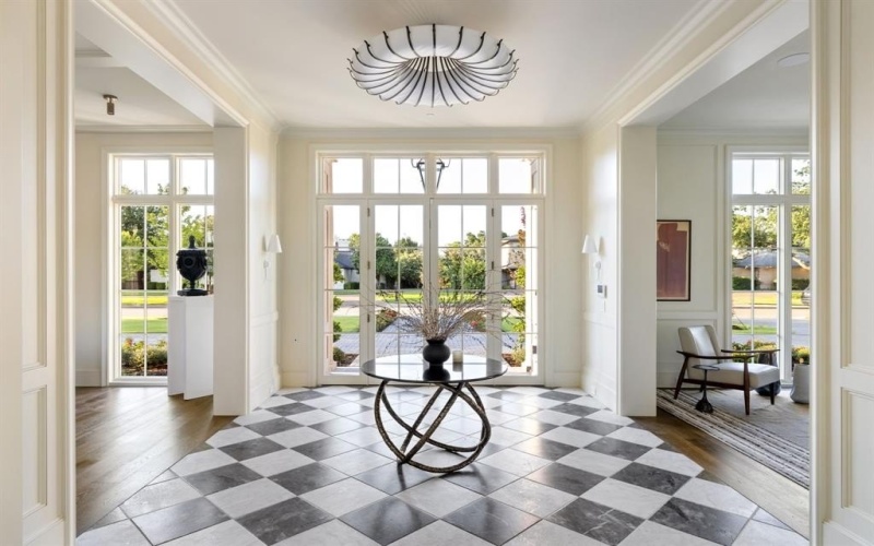 5610 Lobello, Dallas, TX 75229, 5 Habitaciones Habitaciones , ,7 BañosBaños,Residential,En Venta,5610 Lobello,0,21153748