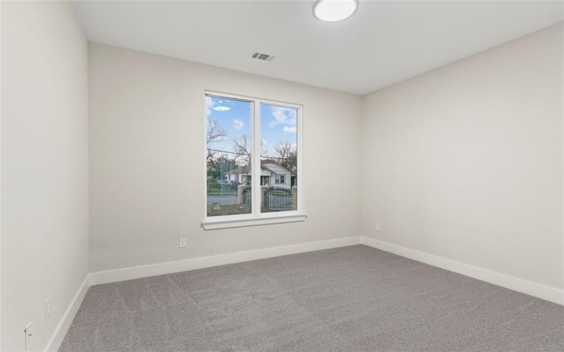 1420 Morrell Avenue, Dallas, TX 75203, 4 Bedrooms Bedrooms, ,2 BathroomsBathrooms,Residential,For Sale,1420 Morrell Avenue,0,21161316