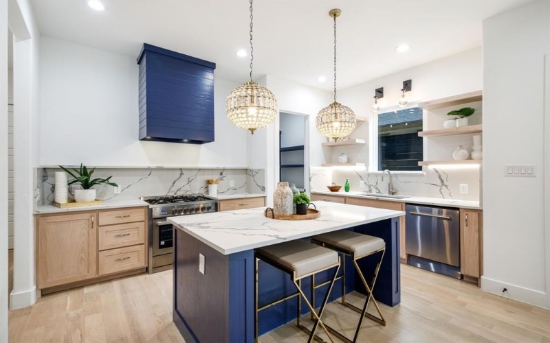 807 S Glasgow Drive, Dallas, TX 75223, 3 Habitaciones Habitaciones , ,2 BañosBaños,Residential Multi Family,En Venta,807 S Glasgow Drive,0,21164836