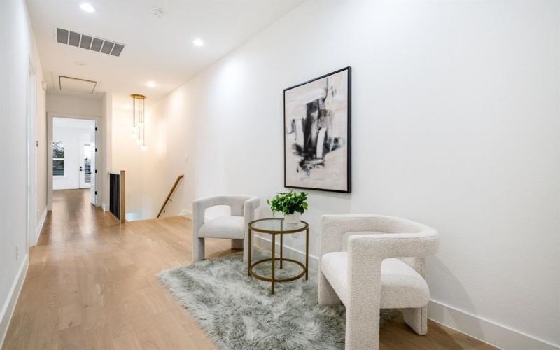 807 S Glasgow Drive, Dallas, TX 75223, 3 Habitaciones Habitaciones , ,2 BañosBaños,Residential Multi Family,En Venta,807 S Glasgow Drive,0,21164836