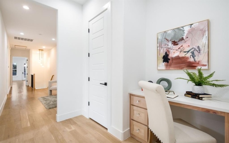 807 S Glasgow Drive, Dallas, TX 75223, 3 Habitaciones Habitaciones , ,2 BañosBaños,Residential Multi Family,En Venta,807 S Glasgow Drive,0,21164836