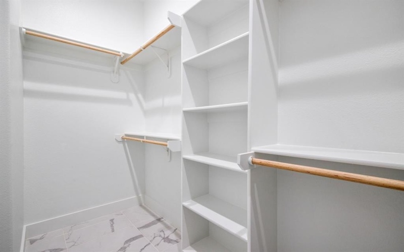 807 S Glasgow Drive, Dallas, TX 75223, 3 Habitaciones Habitaciones , ,2 BañosBaños,Residential Multi Family,En Venta,807 S Glasgow Drive,0,21164836