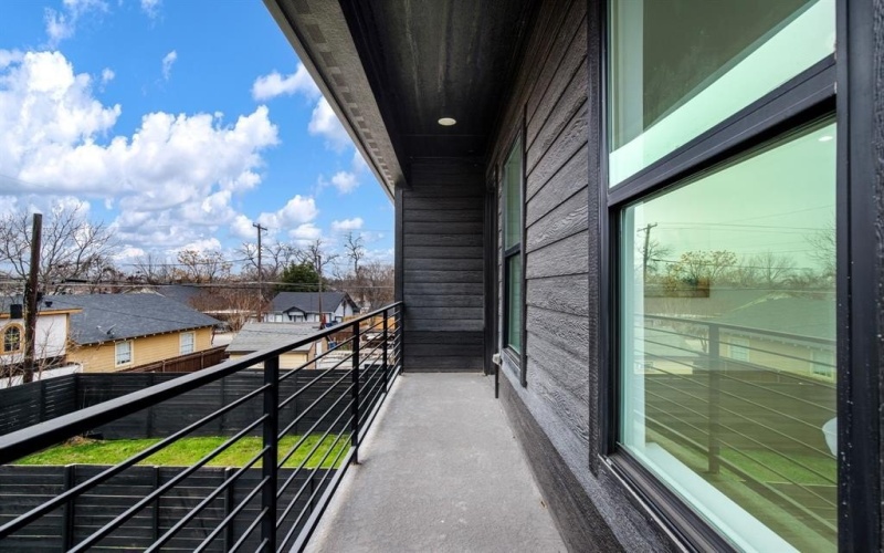 807 S Glasgow Drive, Dallas, TX 75223, 3 Habitaciones Habitaciones , ,2 BañosBaños,Residential Multi Family,En Venta,807 S Glasgow Drive,0,21164836