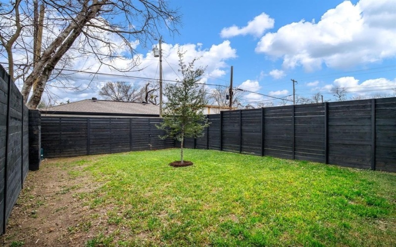 807 S Glasgow Drive, Dallas, TX 75223, 3 Habitaciones Habitaciones , ,2 BañosBaños,Residential Multi Family,En Venta,807 S Glasgow Drive,0,21164836