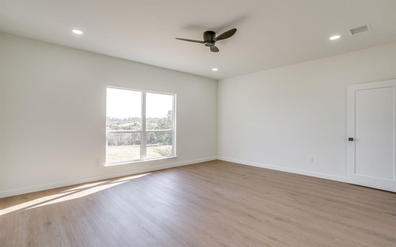 208 N Mountain Ridge, Cresson, TX 76035, 4 Habitaciones Habitaciones , ,5 BañosBaños,Residential,En Venta,208 N Mountain Ridge,0,21167024