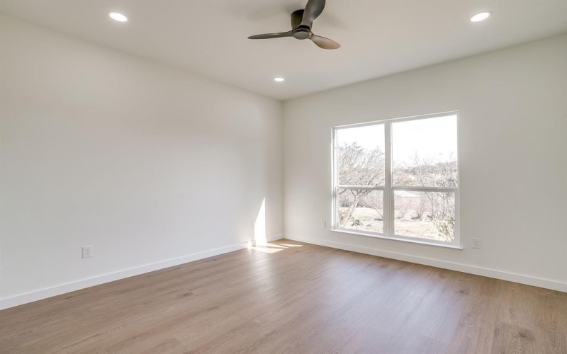 208 N Mountain Ridge, Cresson, TX 76035, 4 Habitaciones Habitaciones , ,5 BañosBaños,Residential,En Venta,208 N Mountain Ridge,0,21167024