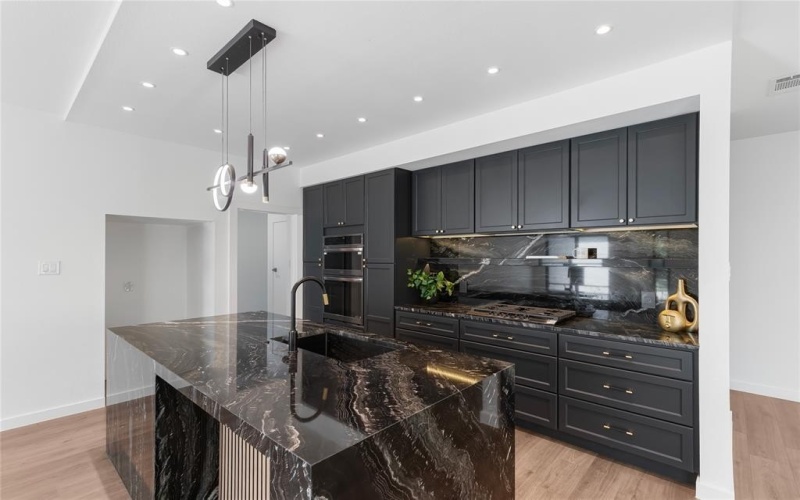 2535 Exline Street, Dallas, TX 75215, 4 Bedrooms Bedrooms, ,2 BathroomsBathrooms,Residential,For Sale,2535 Exline Street,0,21167214