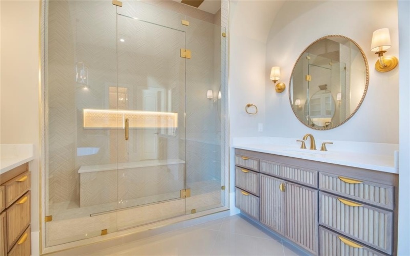 4222 Middleton Road, Dallas, TX 75229, 5 Habitaciones Habitaciones , ,6 BañosBaños,Residential,En Venta,4222 Middleton Road,0,21167556