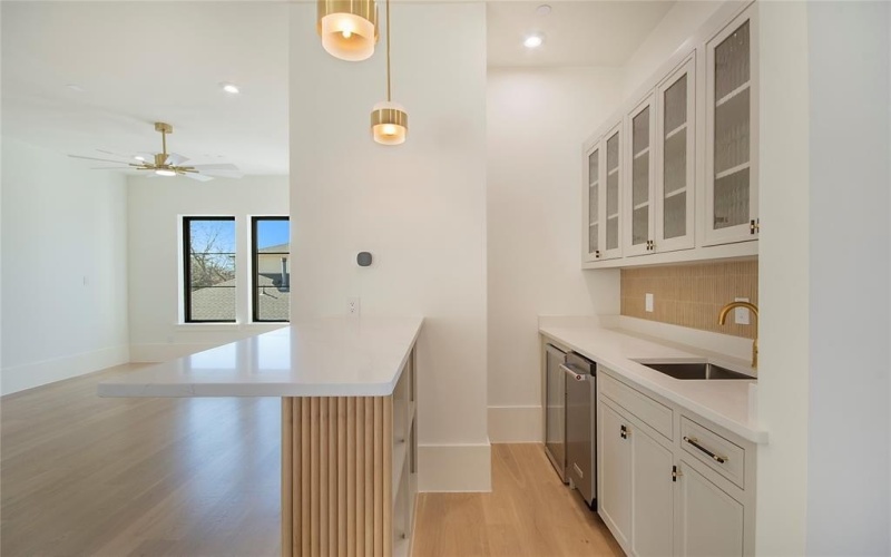 4222 Middleton Road, Dallas, TX 75229, 5 Habitaciones Habitaciones , ,6 BañosBaños,Residential,En Venta,4222 Middleton Road,0,21167556