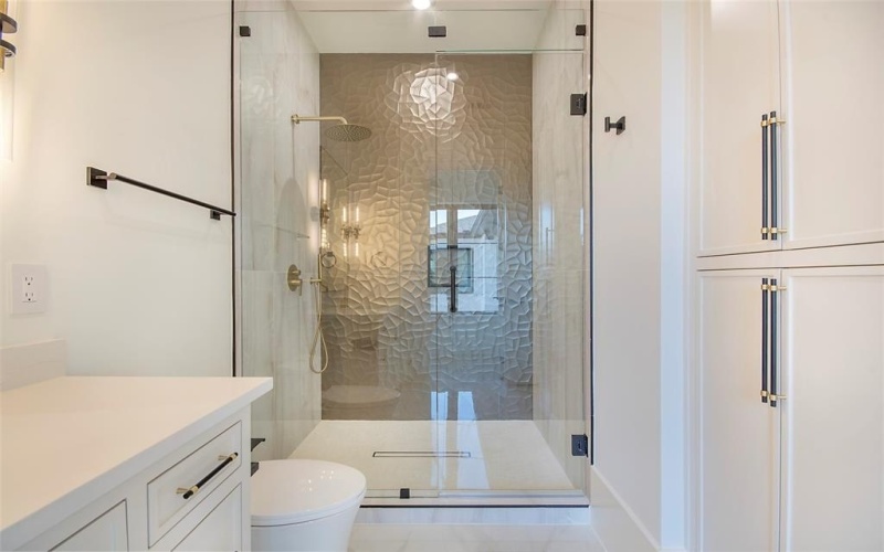 4222 Middleton Road, Dallas, TX 75229, 5 Habitaciones Habitaciones , ,6 BañosBaños,Residential,En Venta,4222 Middleton Road,0,21167556