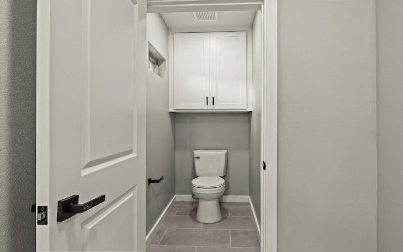 1301 E 9th Street, Mount Pleasant, TX 75455, 3 Bedrooms Bedrooms, ,2 BathroomsBathrooms,Residential,For Sale,1301 E 9th Street,0,21167817