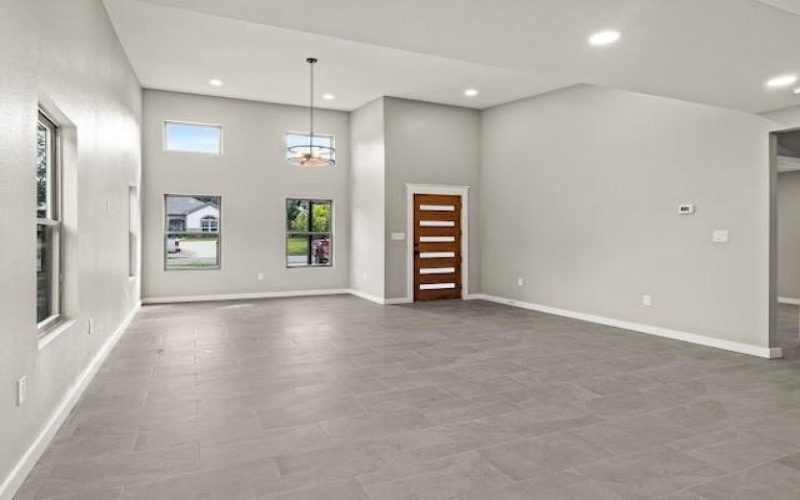 1301 E 9th Street, Mount Pleasant, TX 75455, 3 Bedrooms Bedrooms, ,2 BathroomsBathrooms,Residential,For Sale,1301 E 9th Street,0,21167817