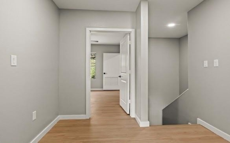 1301 E 9th Street, Mount Pleasant, TX 75455, 3 Bedrooms Bedrooms, ,2 BathroomsBathrooms,Residential,For Sale,1301 E 9th Street,0,21167817