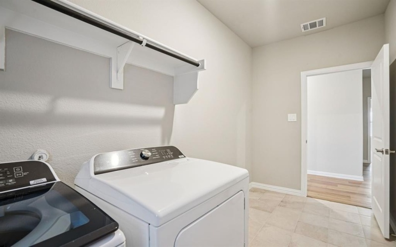 2026 Carriage Court, Seagoville, TX 75159, 4 Habitaciones Habitaciones , ,3 BañosBaños,Residential,En Venta,2026 Carriage Court,0,21167846