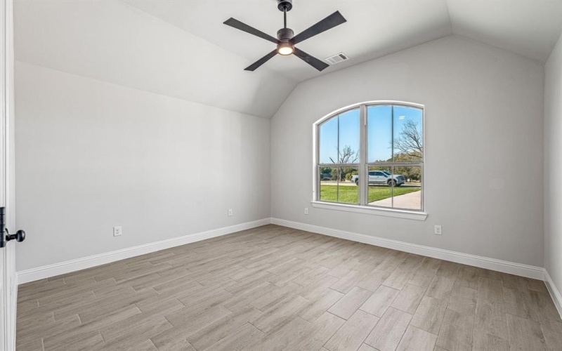 2160 Middlewood Circle, Granbury, TX 76049, 4 Bedrooms Bedrooms, ,2 BathroomsBathrooms,Residential,For Sale,2160 Middlewood Circle,0,21168181