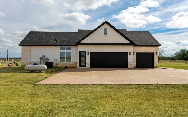 13504 Hudson Farms Rd, Franklin, TX 77859, 4 Bedrooms Bedrooms, ,3 BathroomsBathrooms,Residential,For Sale,13504 Hudson Farms Rd,0,26001413