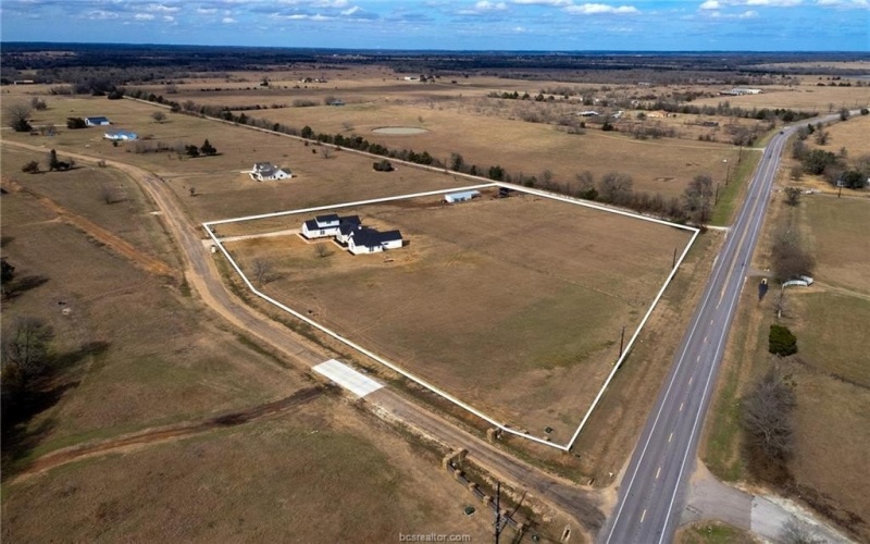 13504 Hudson Farms Rd, Franklin, TX 77859, 4 Bedrooms Bedrooms, ,3 BathroomsBathrooms,Residential,For Sale,13504 Hudson Farms Rd,0,26001413