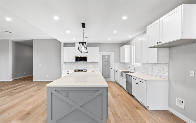 1505 John Oliver Drive, Corpus Christi, TX 78418, 3 Habitaciones Habitaciones , ,2 BañosBaños,Residential,En Venta,1505 John Oliver Drive,0,469445