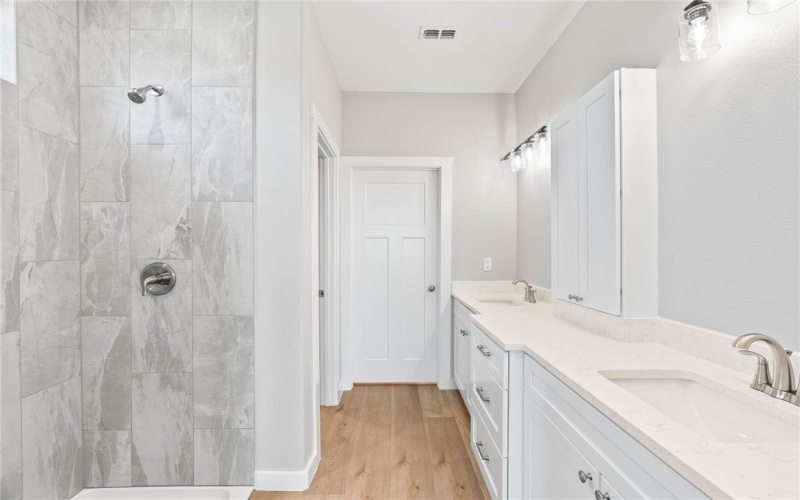 1505 John Oliver Drive, Corpus Christi, TX 78418, 3 Habitaciones Habitaciones , ,2 BañosBaños,Residential,En Venta,1505 John Oliver Drive,0,469445